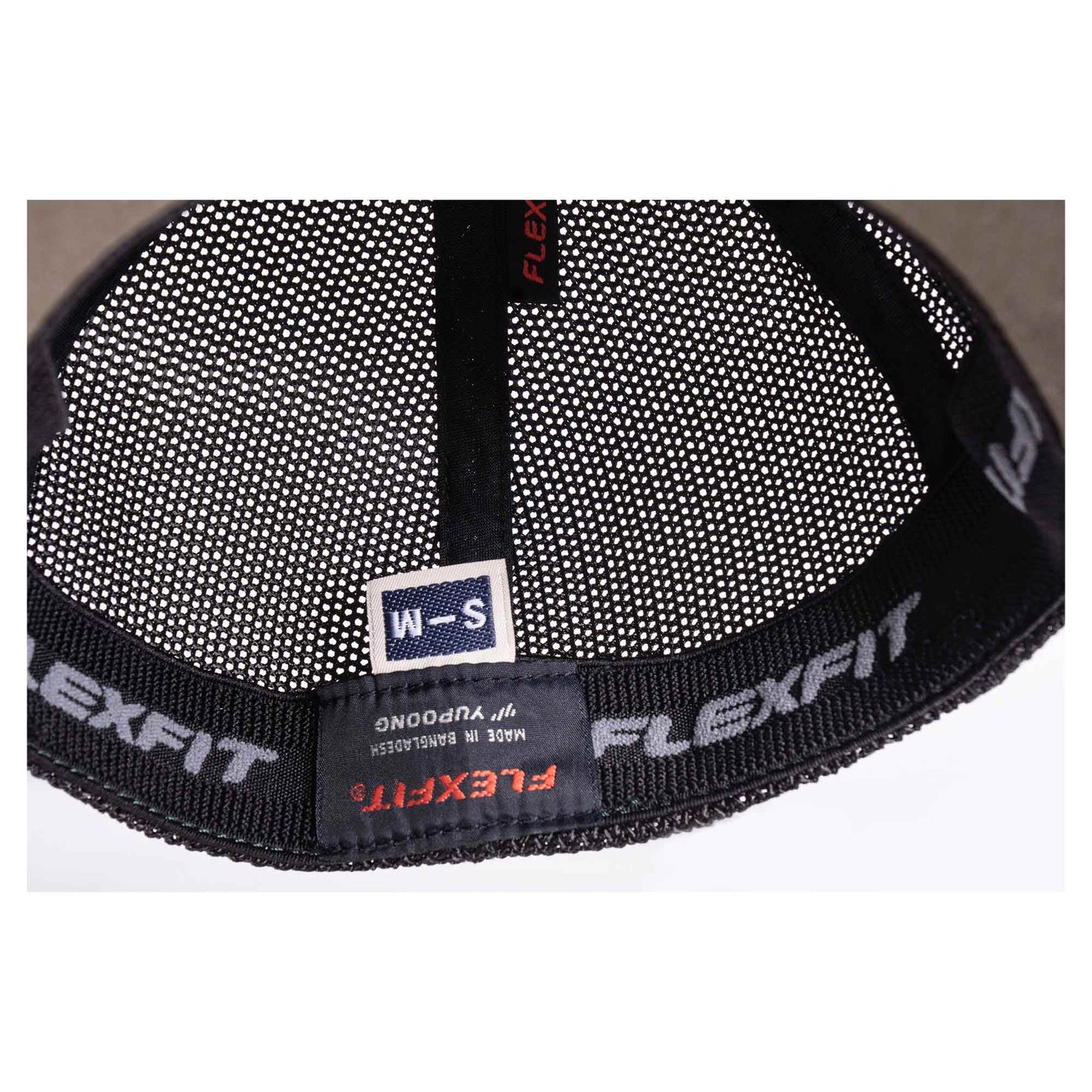 Gorra Trucker Mano de la Muerte