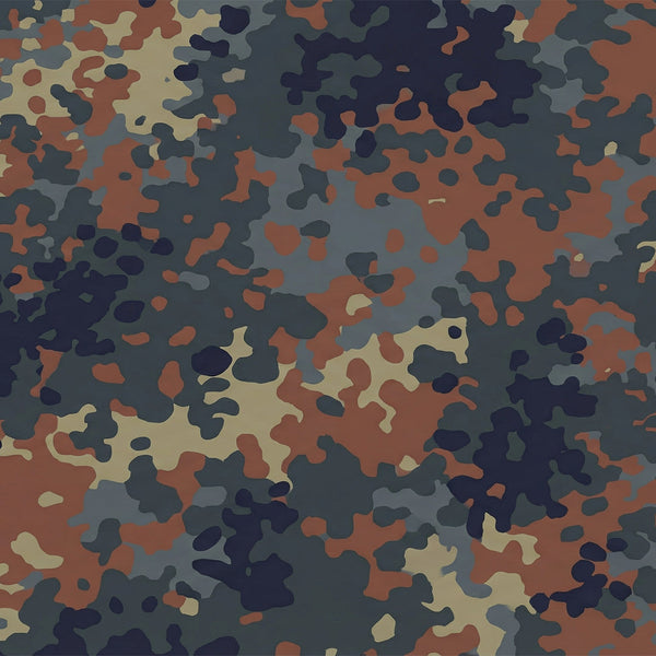 Flecktarn-Muster in Grün-, Braun- und Schwarztönen