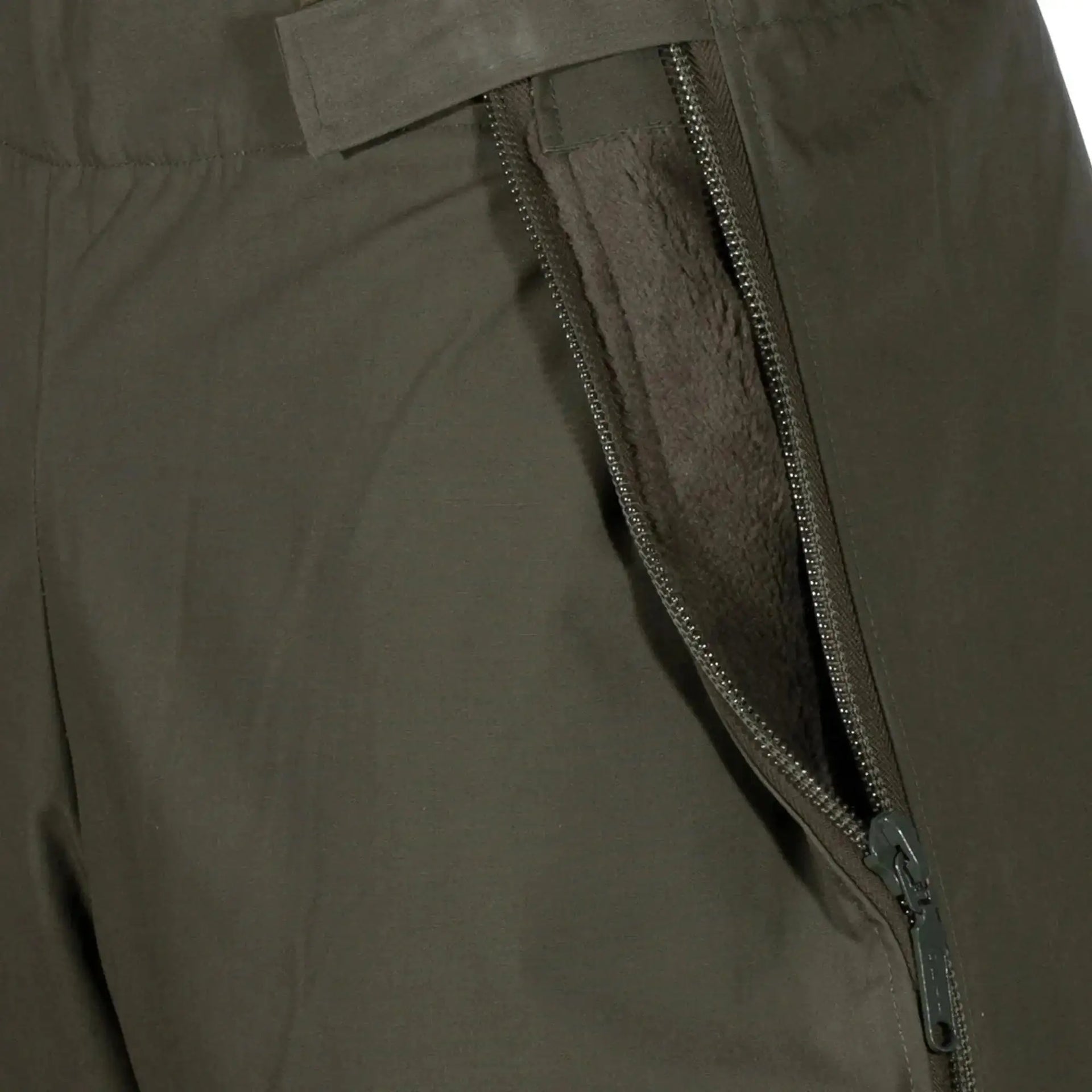 bundeswehr-original-bw-kaelteschutzhose-gefuettert-oliv-gebraucht-ansicht-4