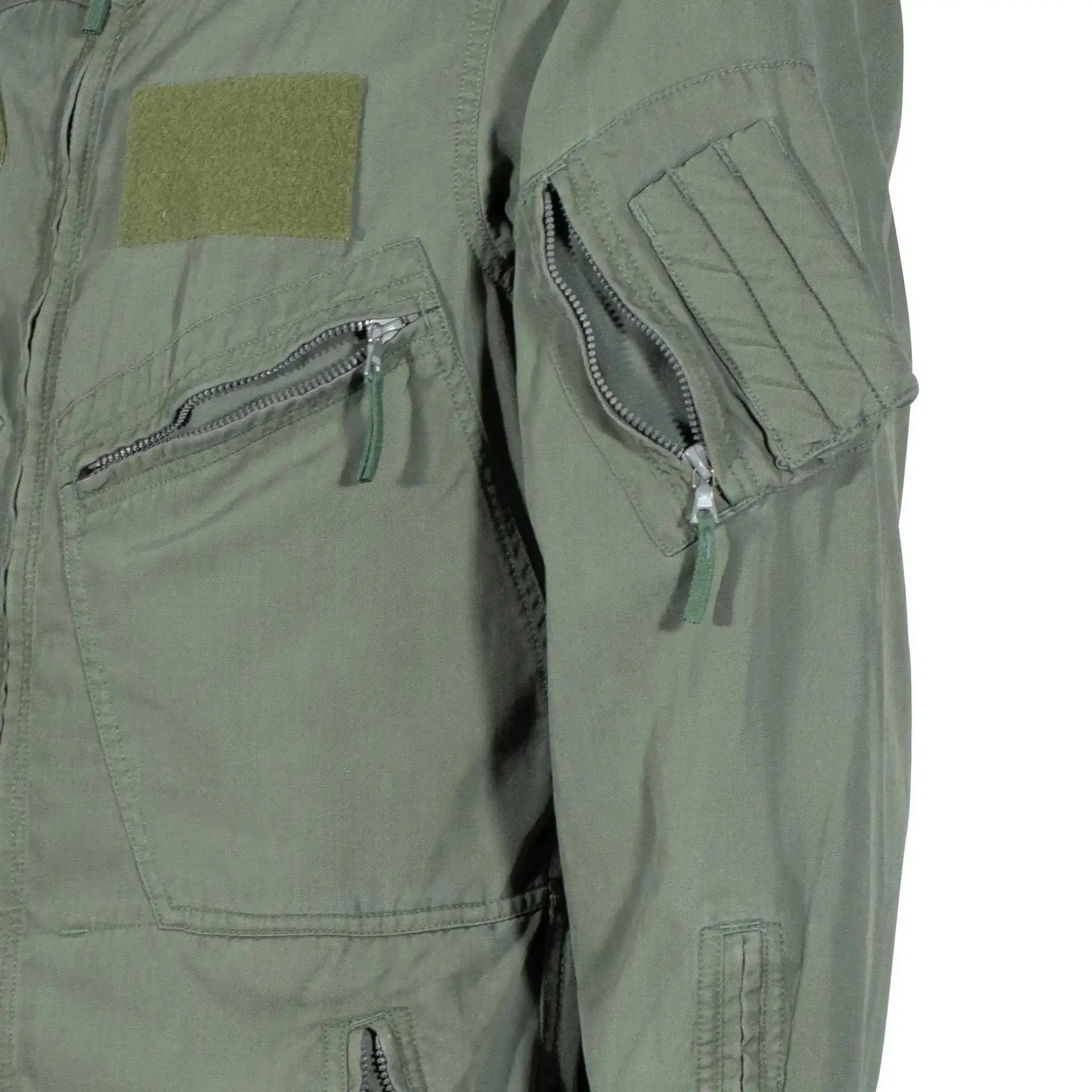 bundeswehr-original-bw-fliegerkombi-sage-green-gebraucht-ansicht-4