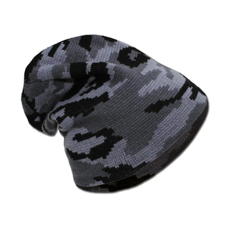 Knit beanie in dark camo