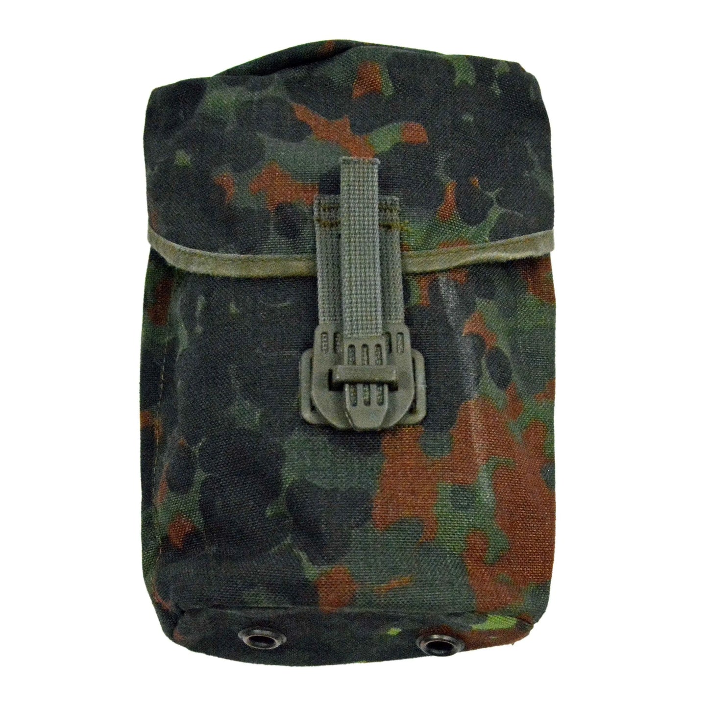 bundeswehr-original-feldflaschentasche-flecktarn-gebraucht-ansicht-1