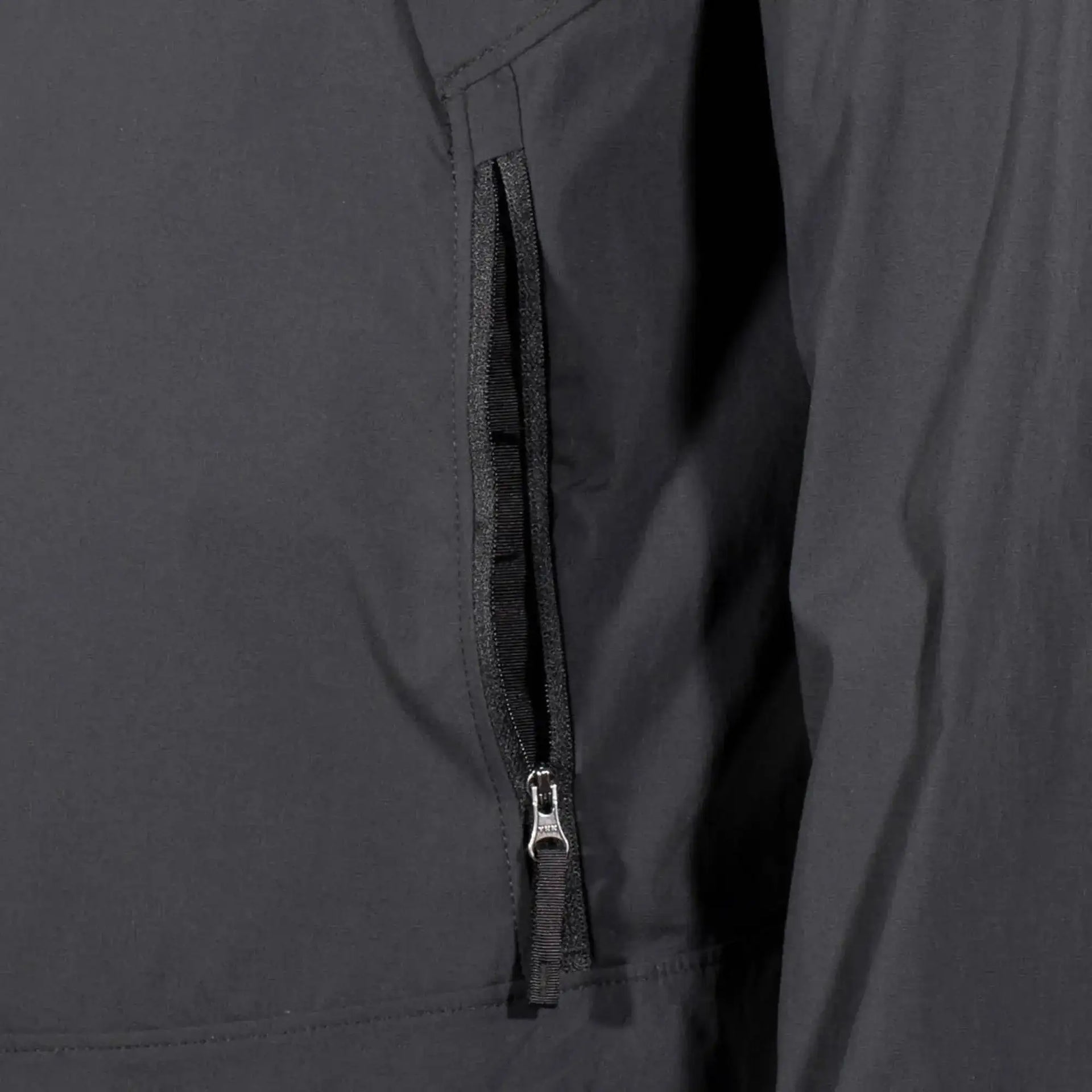 tatonka-softshelljacke-lajus-ms-hooded-jacket-dark-black-ansicht-4