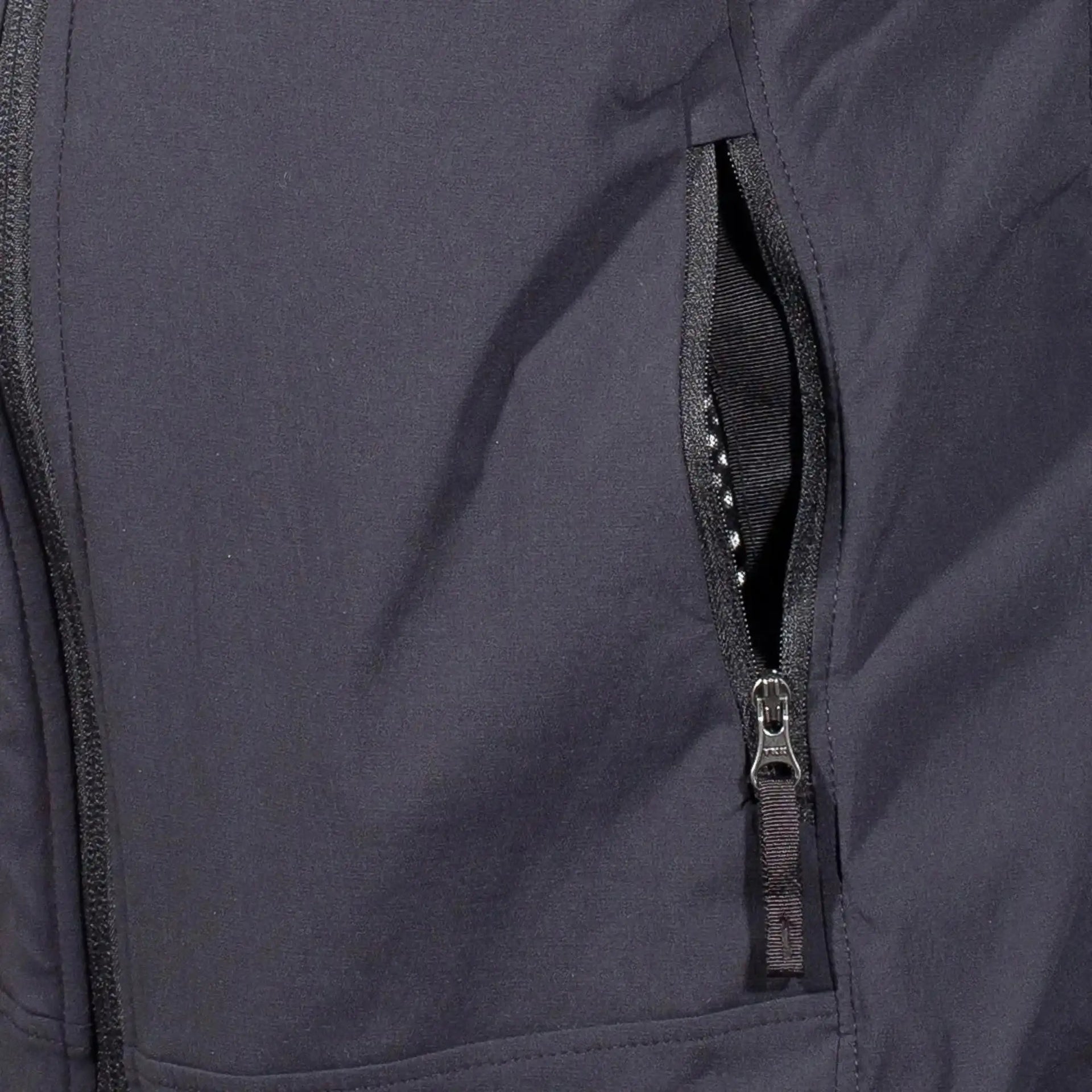 tatonka-softshelljacke-lajus-hooded-jacket-dark-black-frauen-ansicht-4