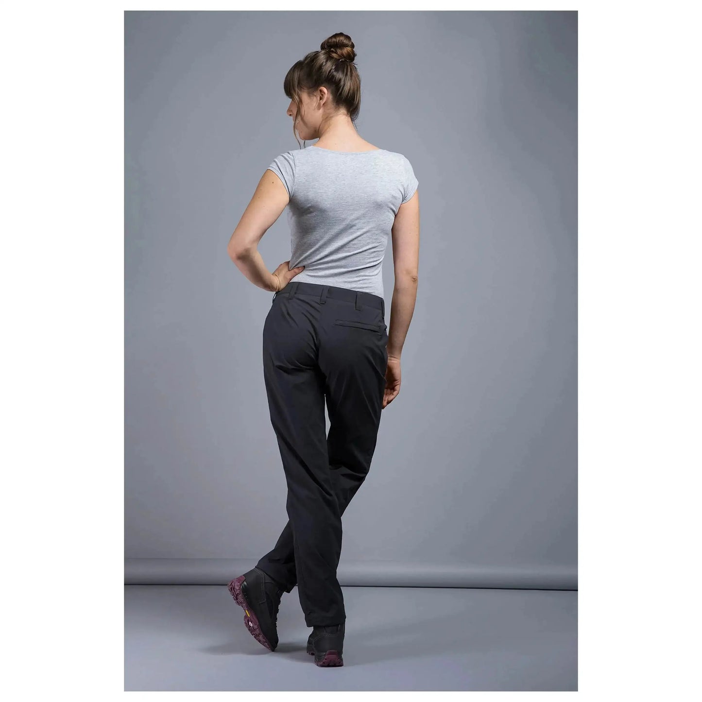 tatonka-hose-travel-pants-dark-black-frauen-ansicht-8