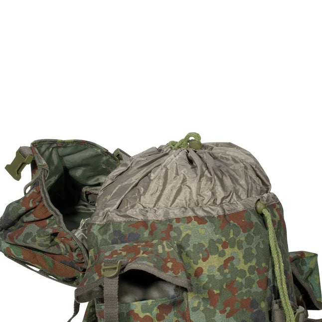 Zaino da combattimento BW Flecktarn 65 L usato