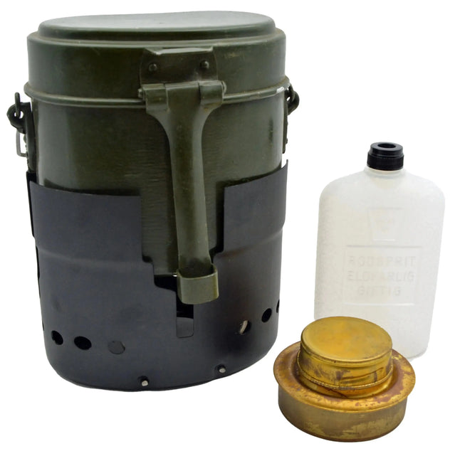 schwedische-armee-kochgeschirr-mit-kocher-gebraucht-ansicht-1