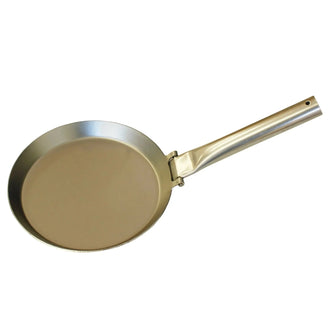 Hunter's pan with folding handle, open