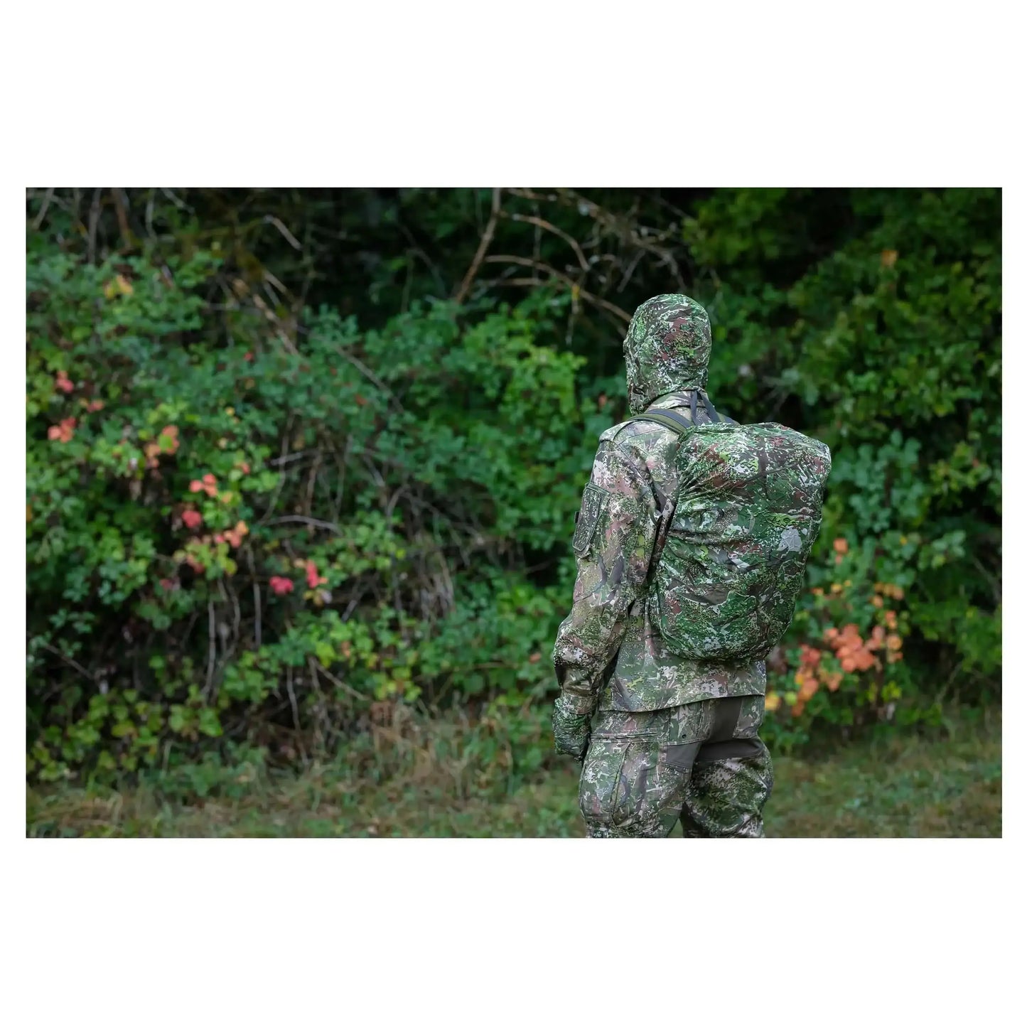 ghosthood-tarnzubehoer-backpack-cover-concamo-green-ansicht-4