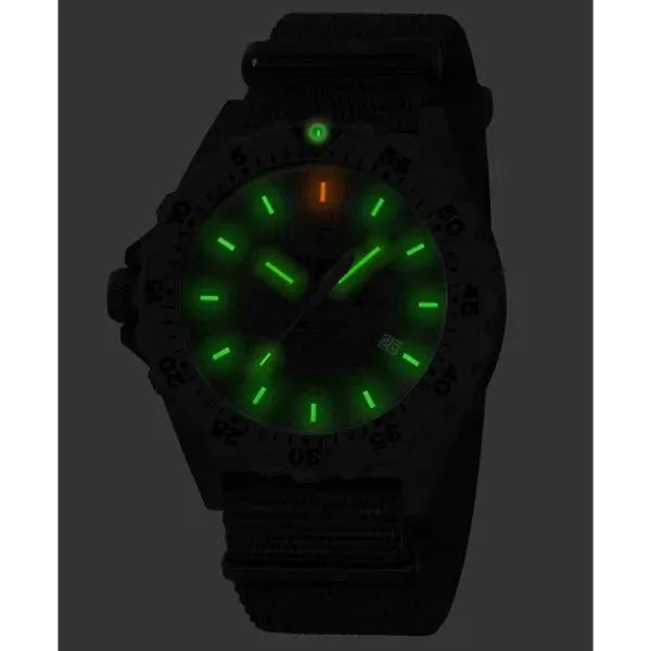 KHS Shooter MKII Automatik Uhr – NEOCARB® Gehäuse, Saphirglas, 200 M Wasserdicht (Field-Version)