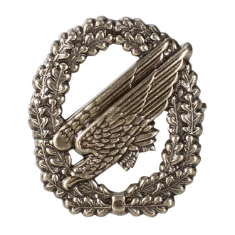 German Army beret badge for paratroopers without flag