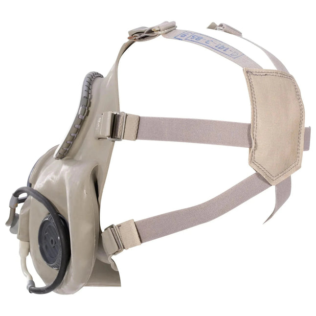 Máscara protectora checa M10M como nueva