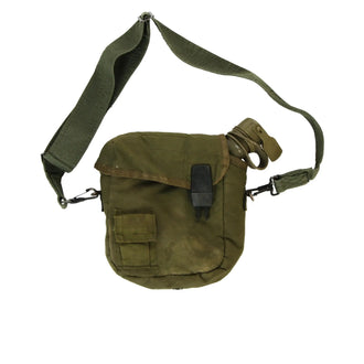 US canteen with cover used