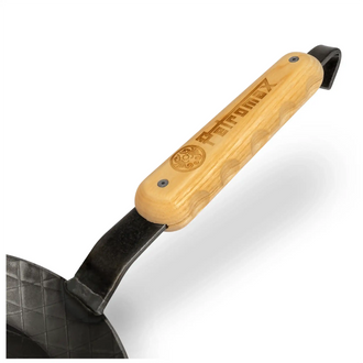Wooden handle for wrought-iron pans