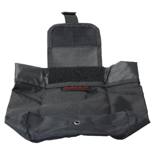 Dump pouch