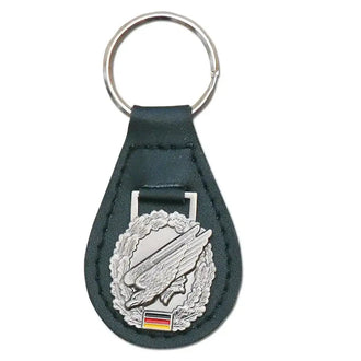 Porte-clés avec badge de béret