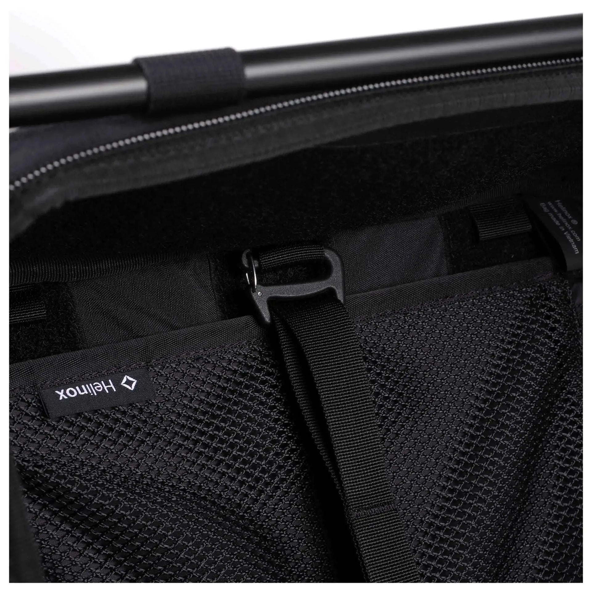 helinox-kompressionssystem-compressor-fuer-field-office-schwarz-ansicht-5