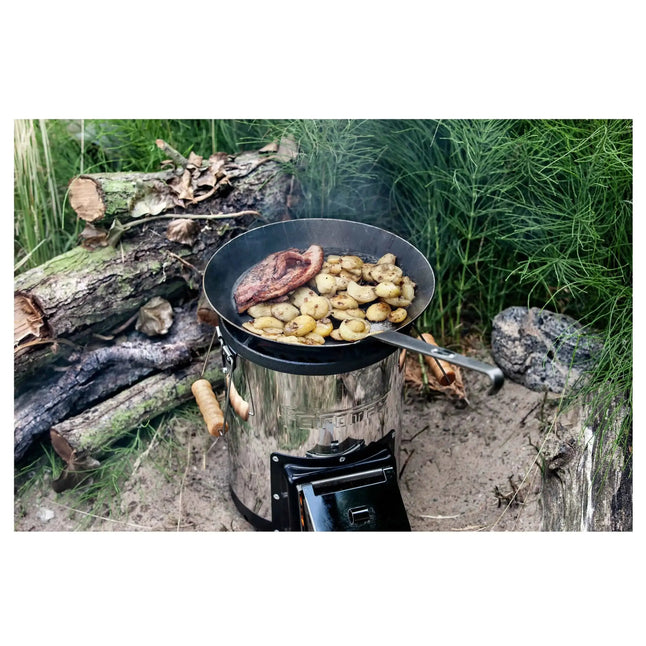 petromax-schmiedeeiserne-pfanne-sp28-schwarz-ansicht-4