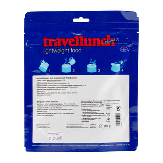 Postre instantáneo con yogur y frutos del bosque