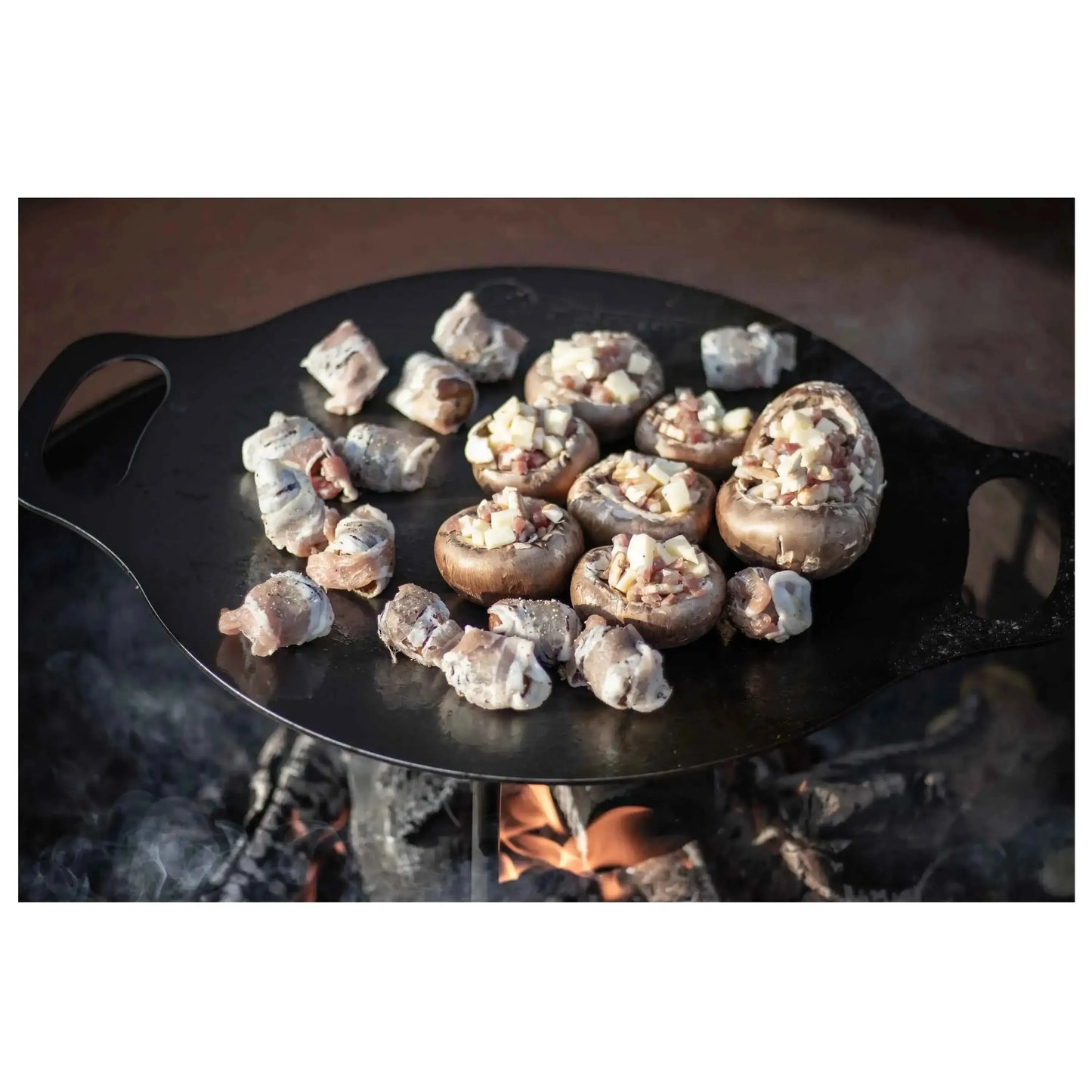 petromax-grill-und-feuerschale-fs38-schwarz-ansicht-4