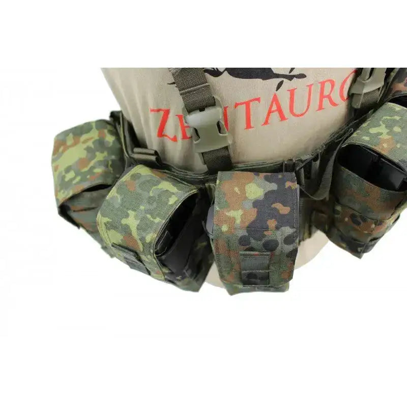 zentauron-chest-rig-nonmodular-split-front-flecktarn-ansicht-3