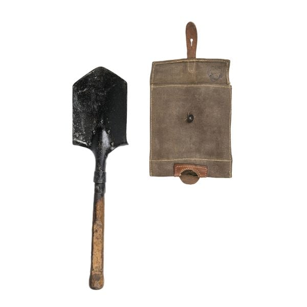 Russian Field Shovel with Pouch Used